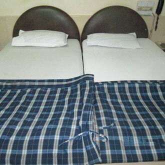 Hotel Radhika, Raipur 3
